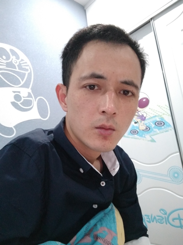 容晨的第一张照片--平和交友网