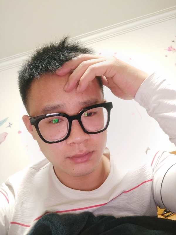 华灯初上的夜晚的第一张照片--平和交友网