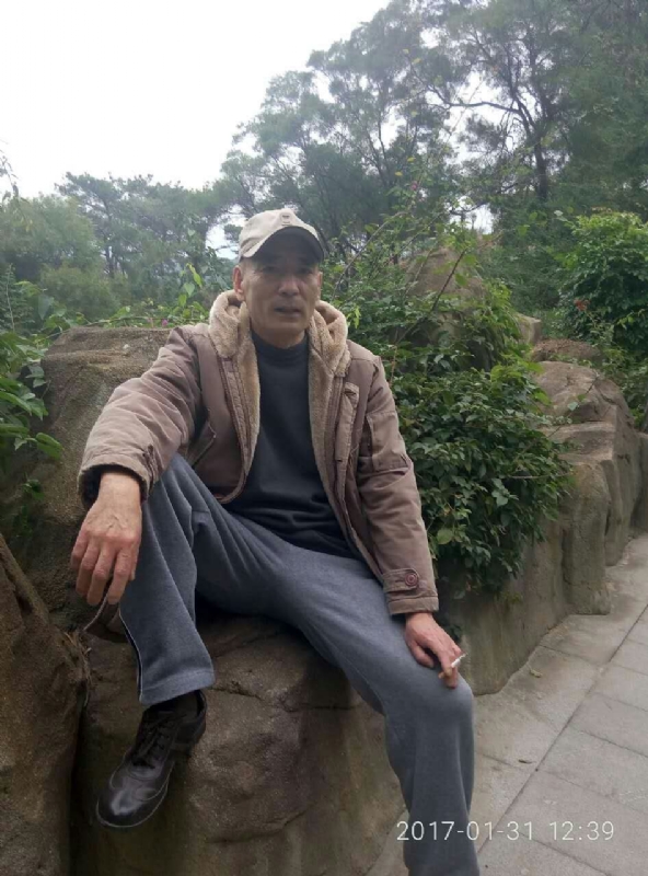 热腾腾的第一张照片--平和交友网