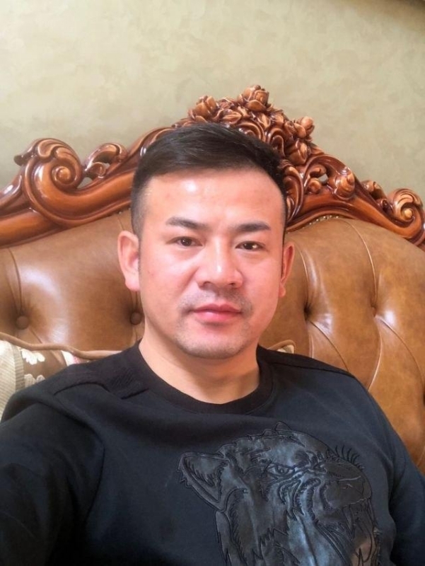 治国的第一张照片--平和交友网