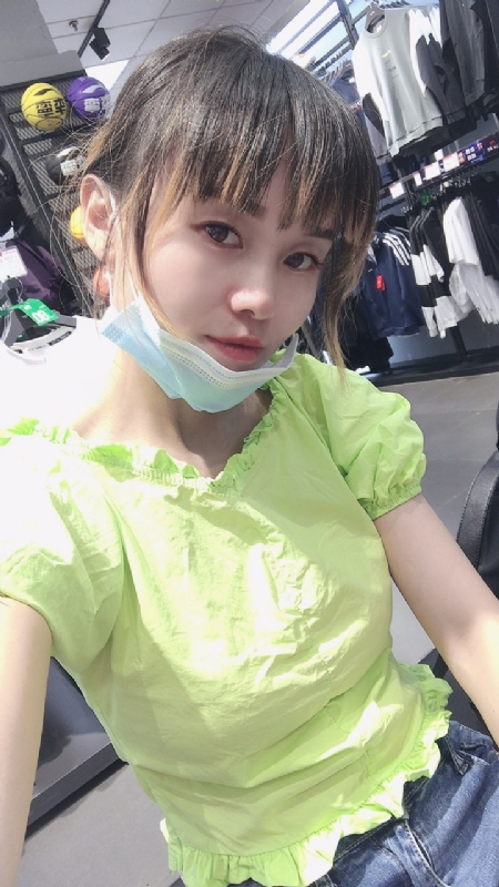 婀娜袅袅的第一张照片--平和交友网