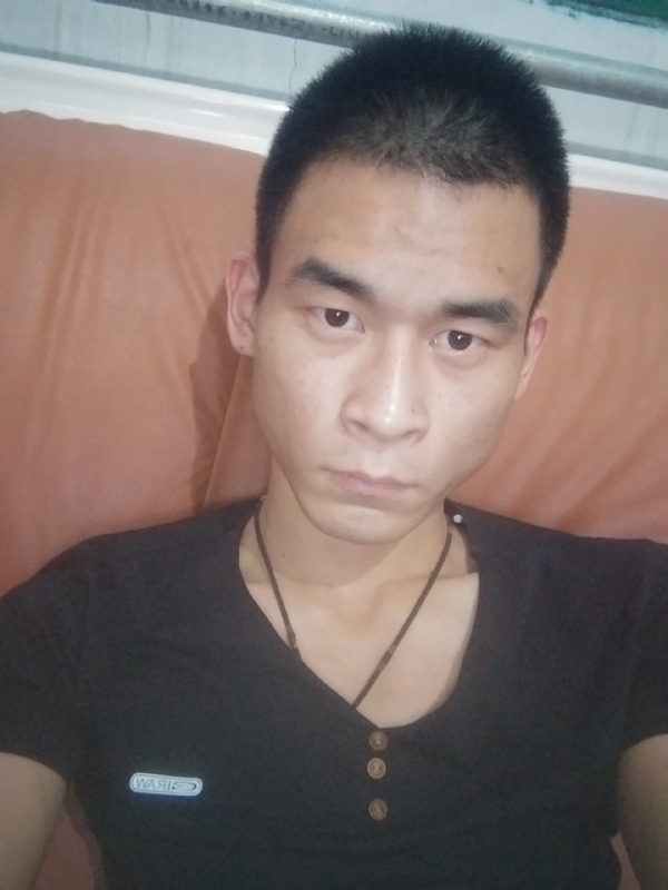 单身狗一枚的第二张照片--平和交友网