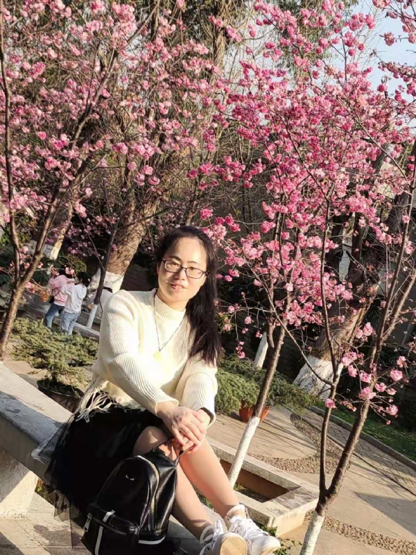 Nancy的第一张照片--平和交友网