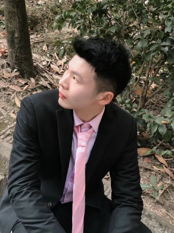 爱因生的第一张照片--平和交友网
