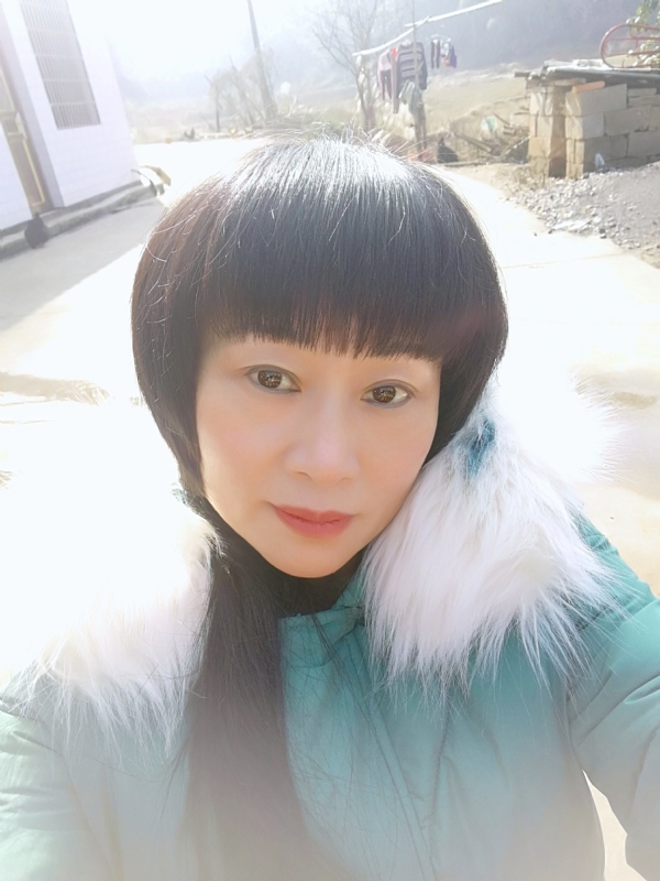 金鱼儿的第一张照片--平和交友网
