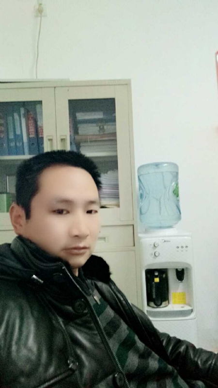蓝色棒棒糖的第一张照片--平和交友网