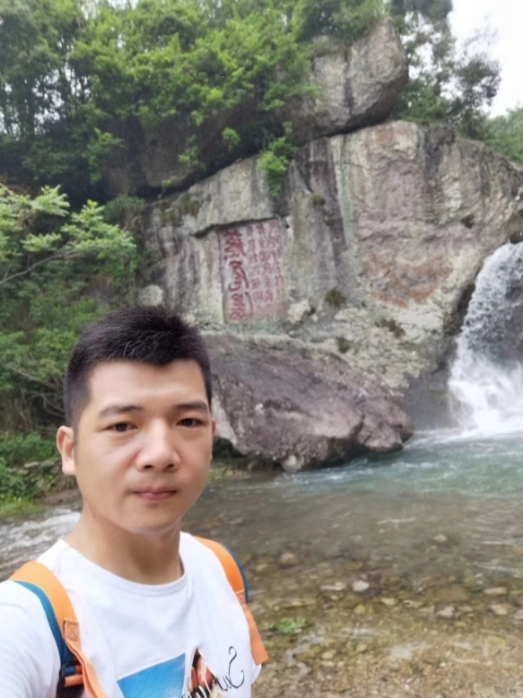 愿得一人心的第一张照片--平和交友网