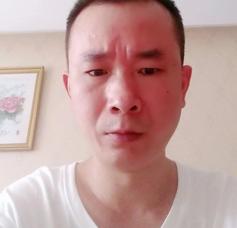 自由飞翔的第一张照片--平和交友网