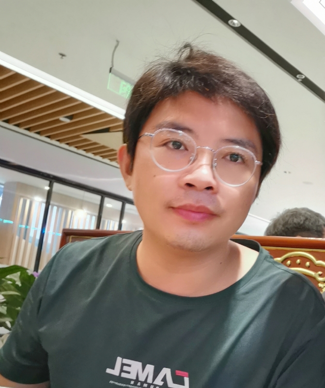 陆迅的第三张照片--平和交友网