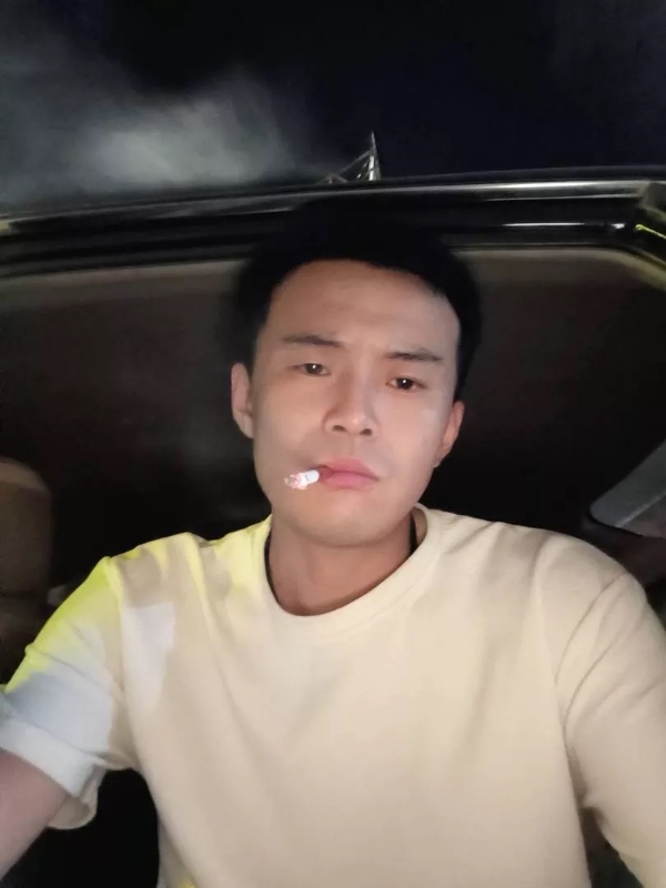 爱睡觉的土拨鼠的第一张照片--平和交友网