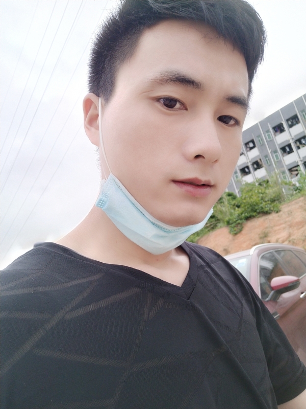 何凡的第二张照片--平和交友网