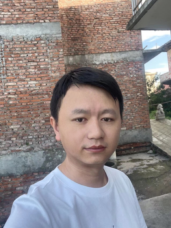 行人的第二张照片--平和交友网
