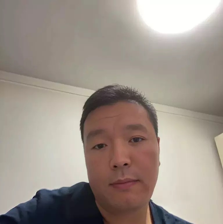 穿唐装的松鼠的第一张照片--平和交友网