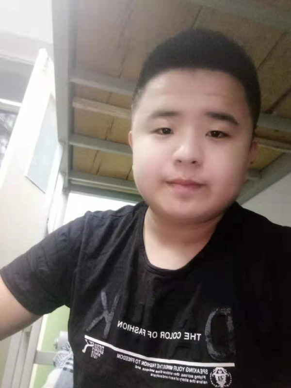 打小就爱淘气的第一张照片--平和交友网