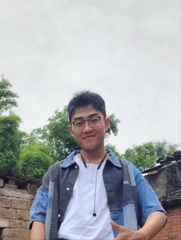 越努力越幸运的第一张照片--平和交友网