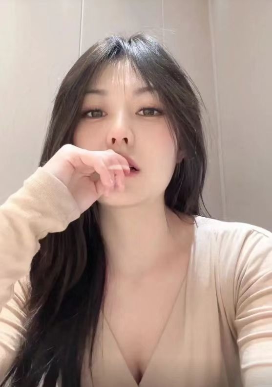 勾人心魂大美人的第一张照片--平和交友网