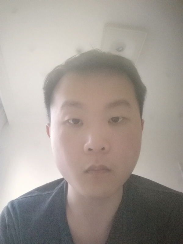 下个瞬间的你的第一张照片--平和交友网