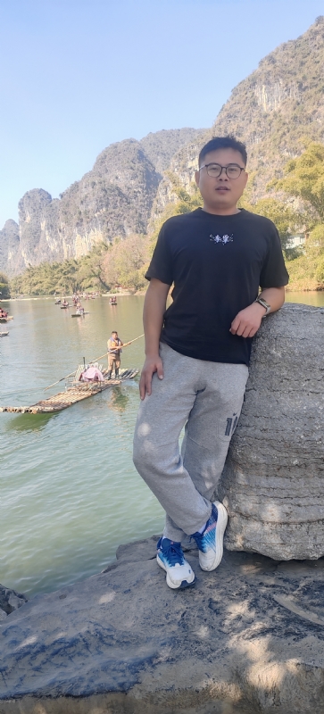 受过伤的狼的第三张照片--平和交友网