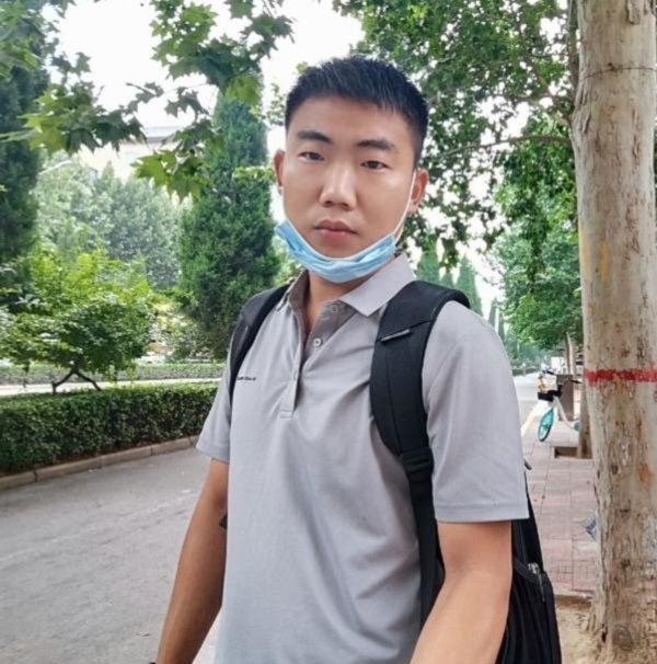 90年男征婚的第一张照片--平和交友网
