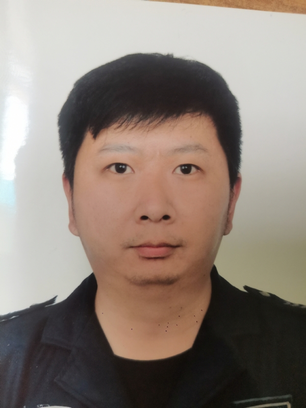 吕嘉的第一张照片--平和交友网