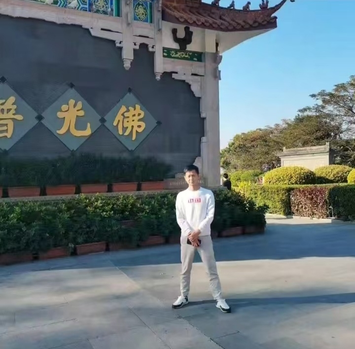 星艺的第一张照片--平和交友网
